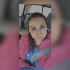 Meet your Posher, Dalia alelí